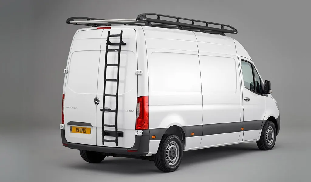 Duurzame, stijlvolle en lichtgewicht ladder voor de achterdeuren